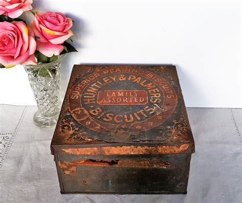 vintage metal biscuit box|Biscuit Box Vintage .